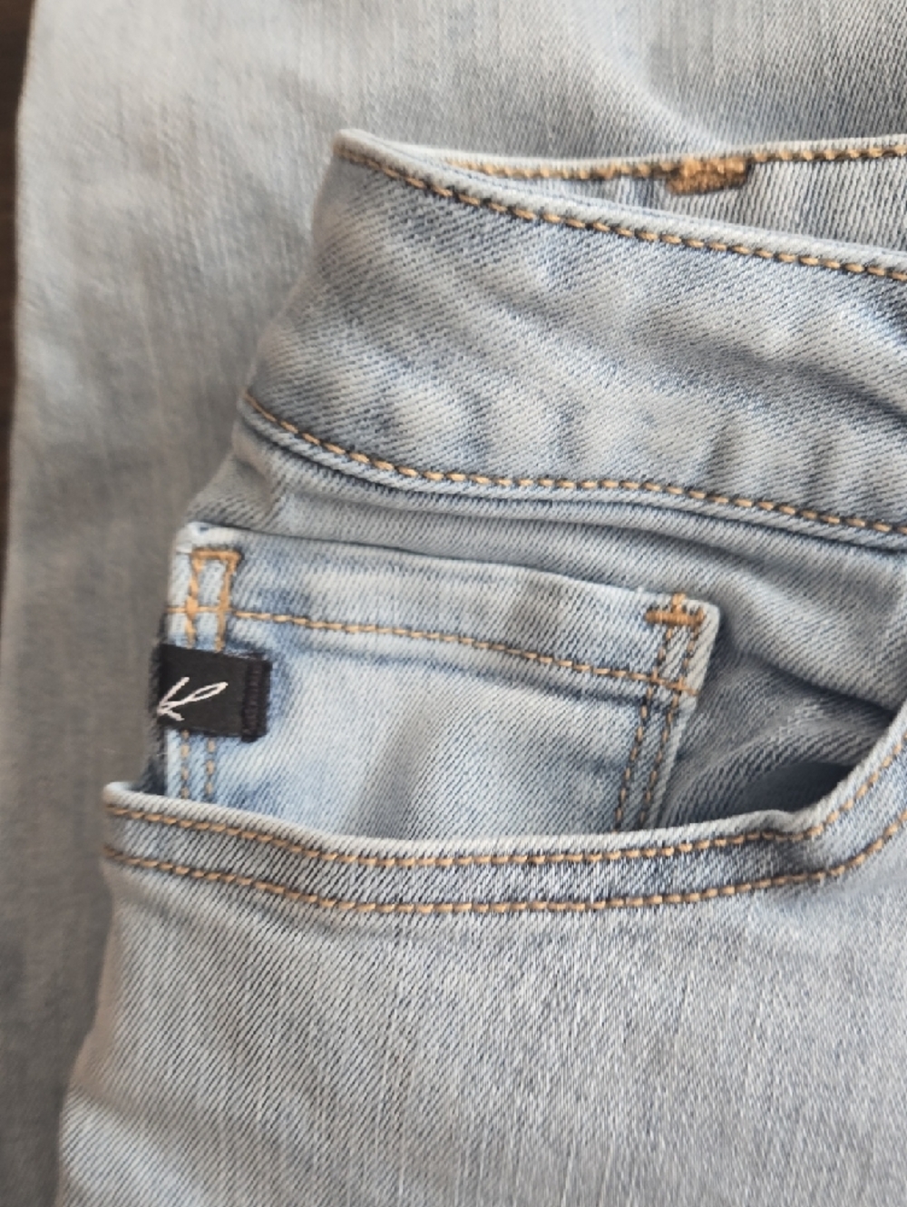 KanCan Light Wash Skinny Jeans with Frayed Ankles - Picture 4 of 7